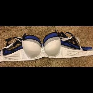 3 Bra lot